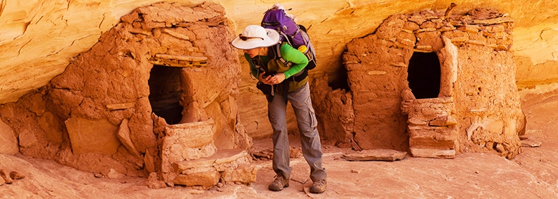 Explore ancient anaszi ruins in Grand Gulch